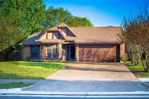 1510 Seely St, Arlington, TX 76018