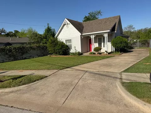 3515 Garrett Rd, Euless, TX 76040