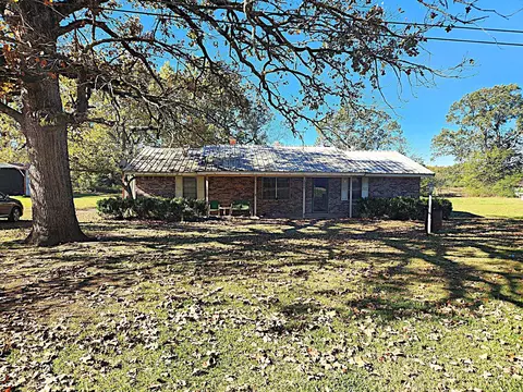 8938 2120, Bagwell, TX 75412