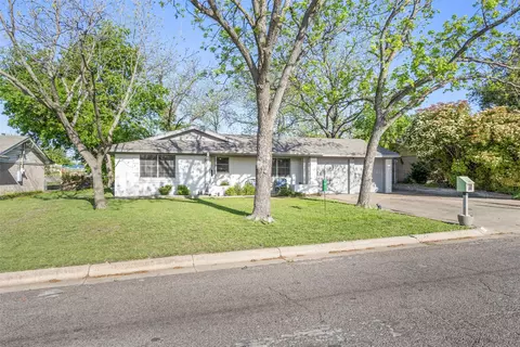 3608 Bandera Rd, Fort Worth, TX 76116