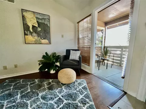 3611 W Northgate Dr #220, Irving, TX 75062