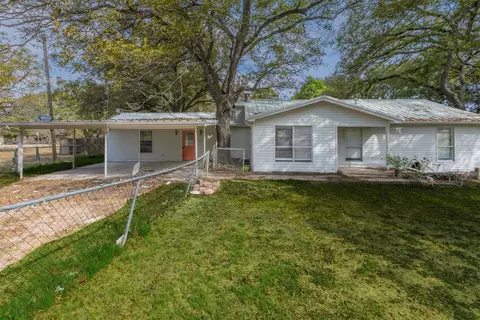 503 E Avenue G, Valley Mills, TX 76689