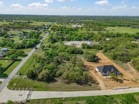 1716 Private Access 60200, Burleson, TX 76028