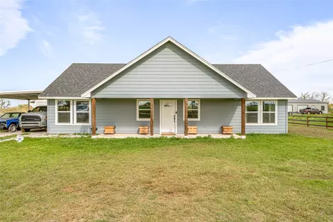561 Erwin Rd, Poolville, TX 76487