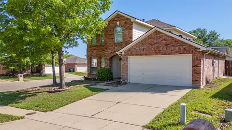 5646 Hunters Bend Ln, Dallas, TX 75249