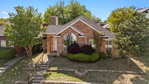 923 Newport Dr, Mesquite, TX 75149