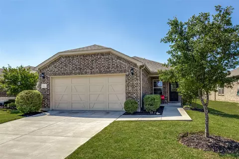 900 Hidden Eddy Dr, Mckinney, TX 75071