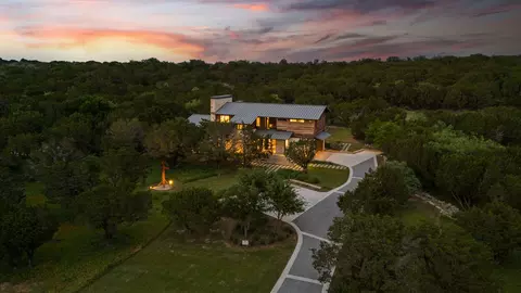 1516 Falls Creek Dr, Graford, TX 76449