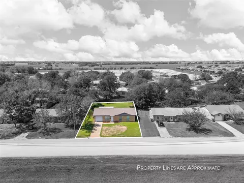 520 N Main, Mcgregor, TX 76657 photo 6