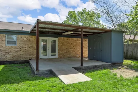 520 N Main, Mcgregor, TX 76657 photo 3