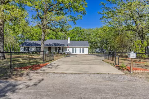 3487 Old Mill Rd, Greenville, TX 75402