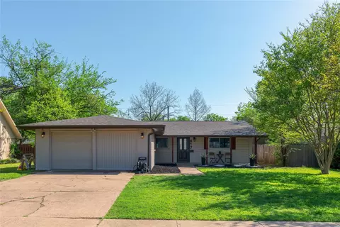 817 Kingswood Ave, Richardson, TX 75080