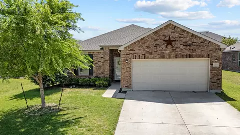 505 Mesa View Trl, Fort Worth, TX 76131