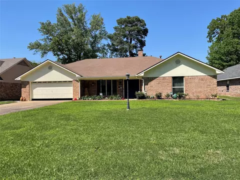 10013 Brittany Dr, Shreveport, LA 71106