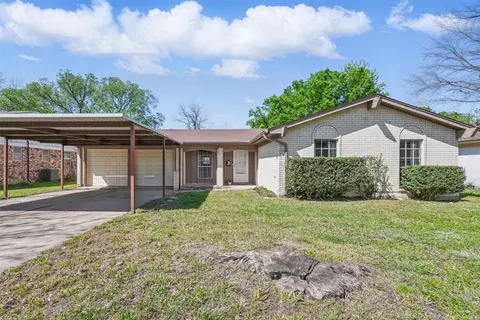 832 Marlene Dr, Everman, TX 76140
