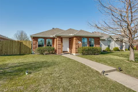 704 Kerwin Ct, Wylie, TX 75098