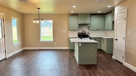 257 Waterloo Dr, Abilene, TX 79602 photo 2