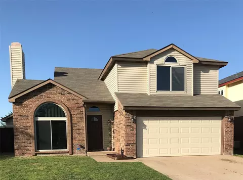 2922 Andante Dr, Grand Prairie, TX 75052
