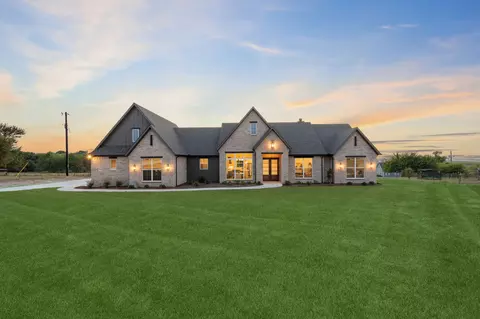 729 Kincannon, Rhome, TX 76078