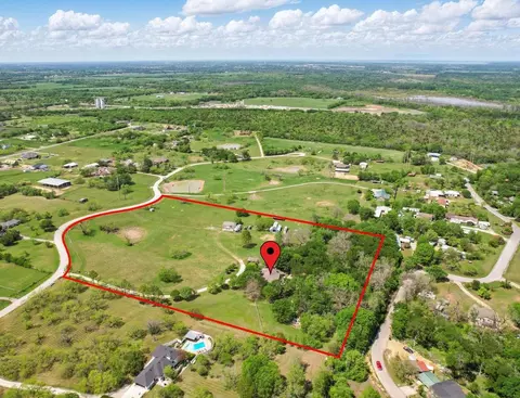 3048 N Trinity Rd, Denton, TX 76208