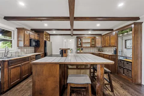 341 River Ln, Waco, TX 76708 photo 9