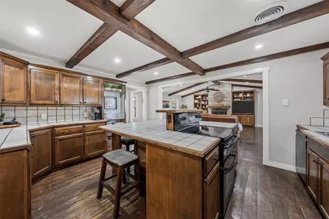 341 River Ln, Waco, TX 76708 photo 8