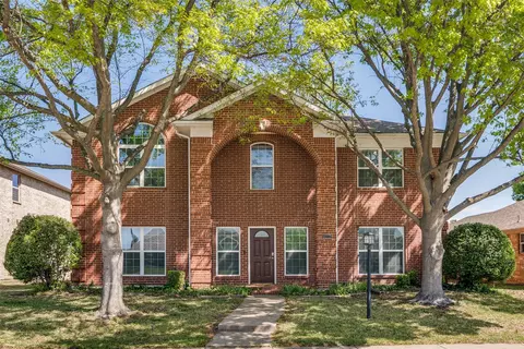 9313 Chimneywood Dr, Rowlett, TX 75089