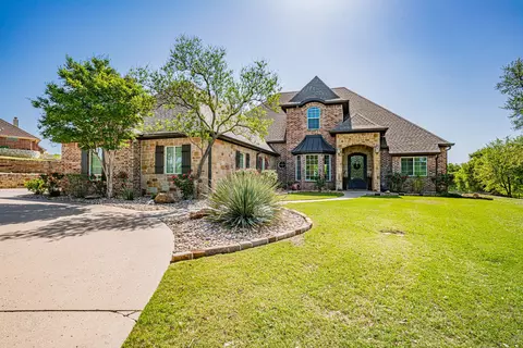 1409 Lady Amber Ln, Granbury, TX 76049