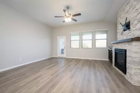 Living - 3905 Forest Bend Rd, Denton, TX 76208 photo 2 of 5