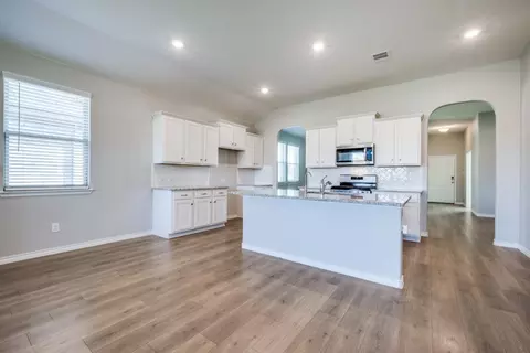 Kitchen - 3905 Forest Bend Rd, Denton, TX 76208 photo 1 of 4