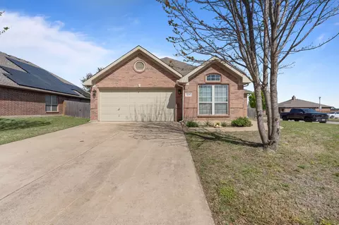 2241 Trevor Dr, Weatherford, TX 76087