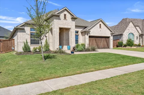 8917 Twin Bluffs Dr, Mckinney, TX 75071