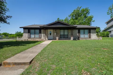 1808 Mims St, Fort Worth, TX 76112