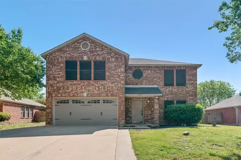 2700 Stone Creek Ln, Corinth, TX 76210