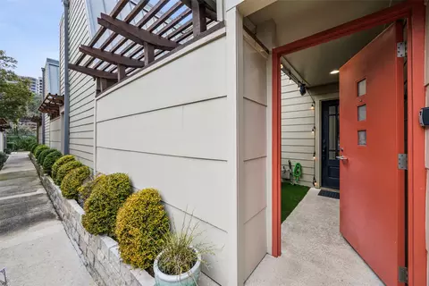 3945 Buena Vista St #A, Dallas, TX 75204