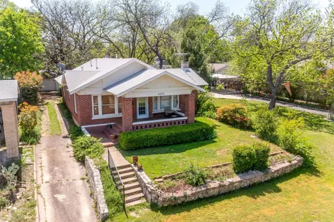 4525 El Campo Ave, Fort Worth, TX 76107