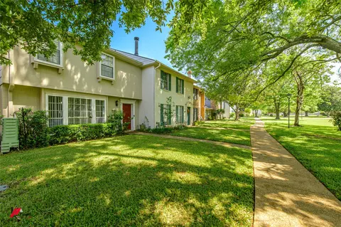10004 Heritage Dr, Shreveport, LA 71115
