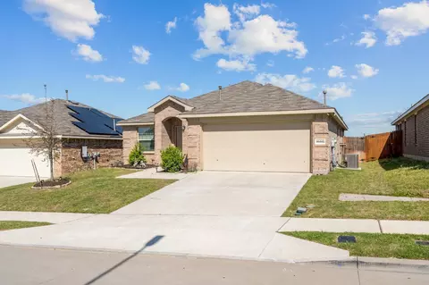 Exterior - 14460 Cloudview Way, Haslet, TX 76052 photo 2 of 7