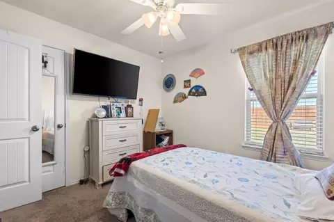 Bedroom - 14460 Cloudview Way, Haslet, TX 76052 photo 3 of 5
