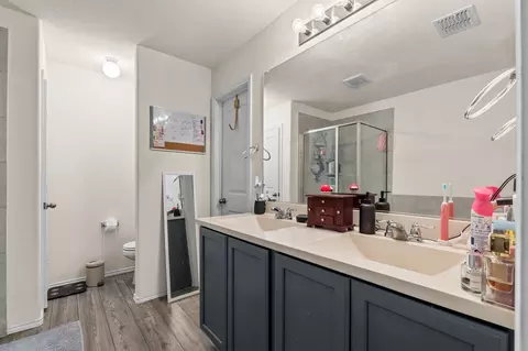 Bath - 14460 Cloudview Way, Haslet, TX 76052 photo 2 of 3