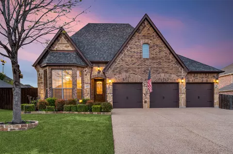 117 Highwood Ave, Oak Point, TX 75068
