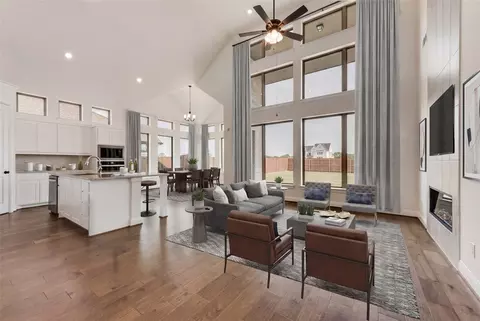 511 San Angelo Dr, Forney, TX 75126
