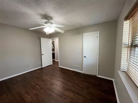 400 Morrison Dr, Euless, TX 76039 photo 26