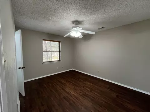 400 Morrison Dr, Euless, TX 76039 photo 25