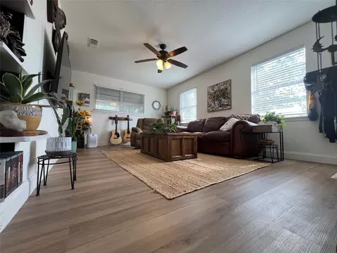 108 E Neely Ave, Comanche, TX 76442 photo 6