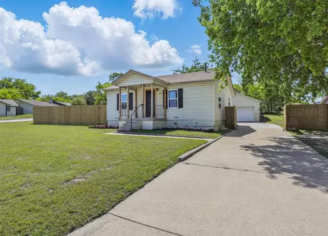 658 Mirike Dr, White Settlement, TX 76108