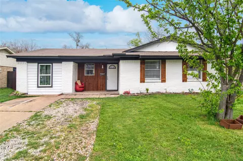 1433 Bay Shore Dr, Garland, TX 75040
