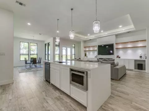 Kitchen - 738 Celtic Rd, Howe, TX 75459 photo 5 of 7
