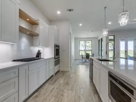 Kitchen - 738 Celtic Rd, Howe, TX 75459 photo 4 of 7