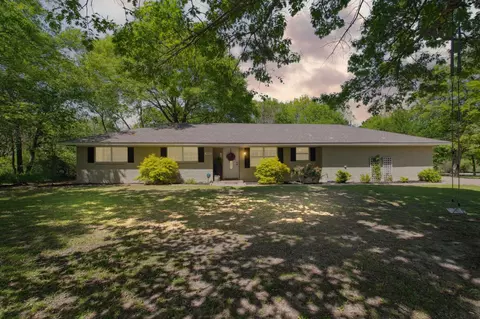 480 Tooley St, Van Alstyne, TX 75495